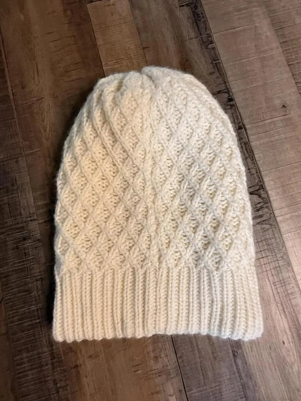 The North Face Cream Cable Knit Beanie Hat‎ Fleece Lined One Size-perfect cond